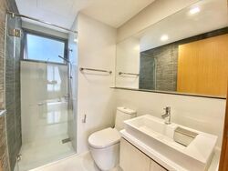 Vista Residences (D12), Condominium #618922081
